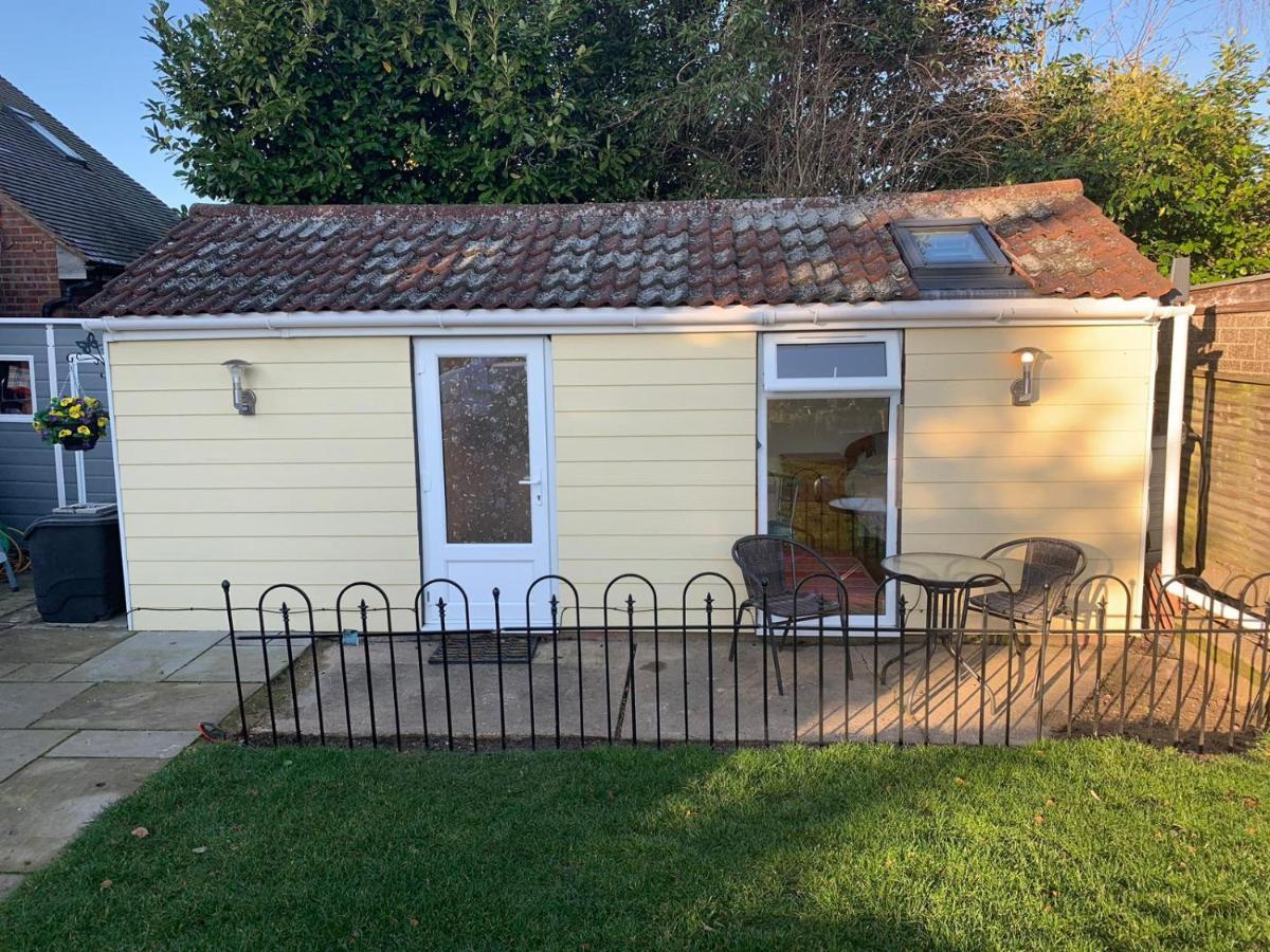 Cosy 1 Bed Garden Annexe Apartman Colchester Kültér fotó