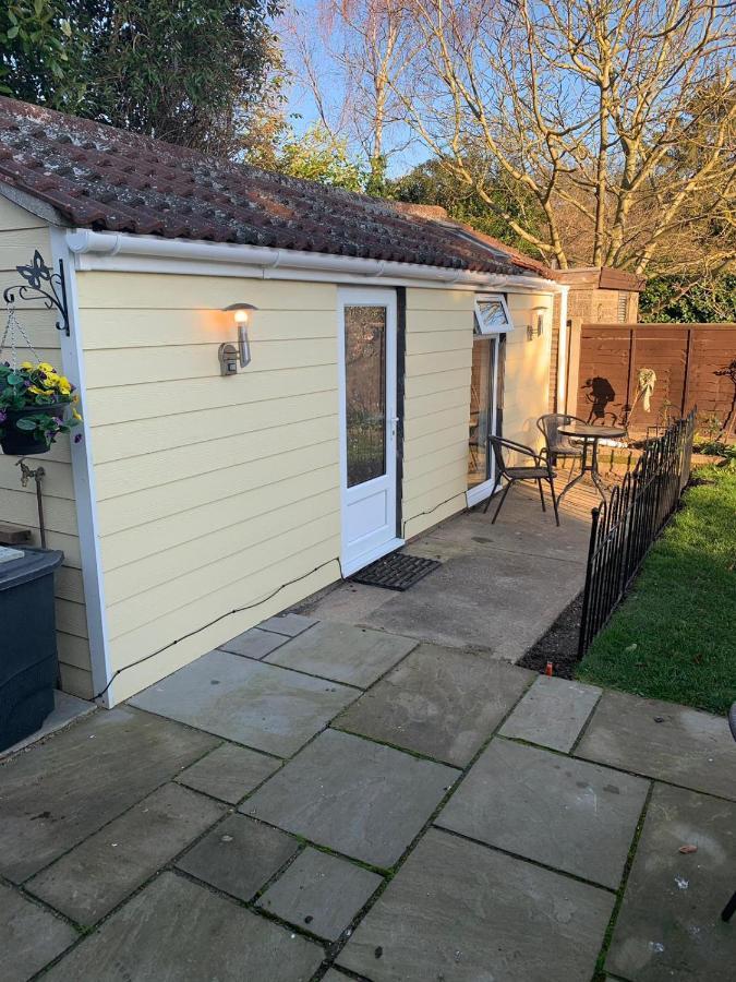 Cosy 1 Bed Garden Annexe Apartman Colchester Kültér fotó